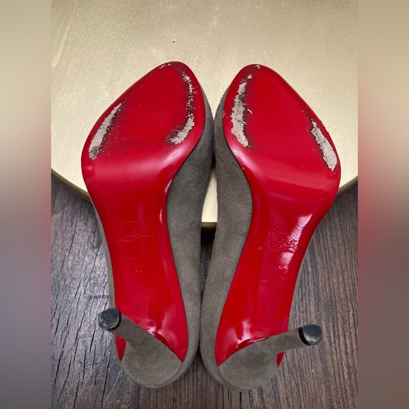 CHRISTIAN LOUBOUTINS ♥️ SUEDE KHAKI RED BOTTOMS. Size 37. Price firm. - Picture 5 of 6